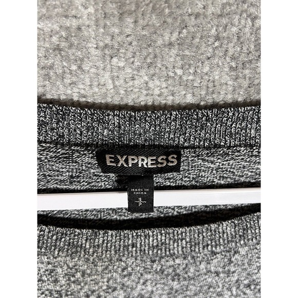 Express 1/2 Sleeve Boxy‎ Curved Hem Knit Sweater Top Womens Size Small Gray - Picture 3 of 6